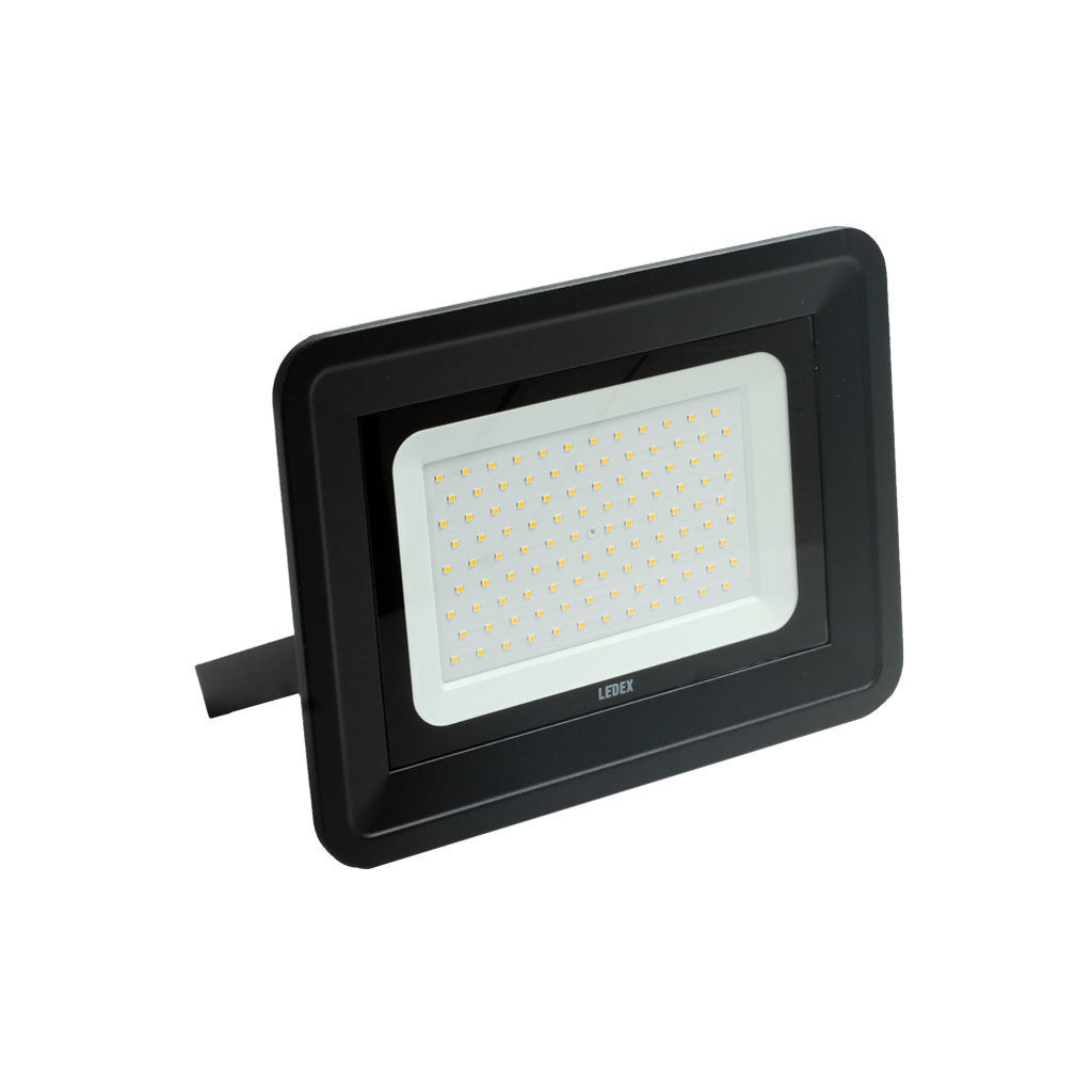 ლედ პროჟექტორი 100w 3000k IP65 Black LEDEX — პროჟექტორი