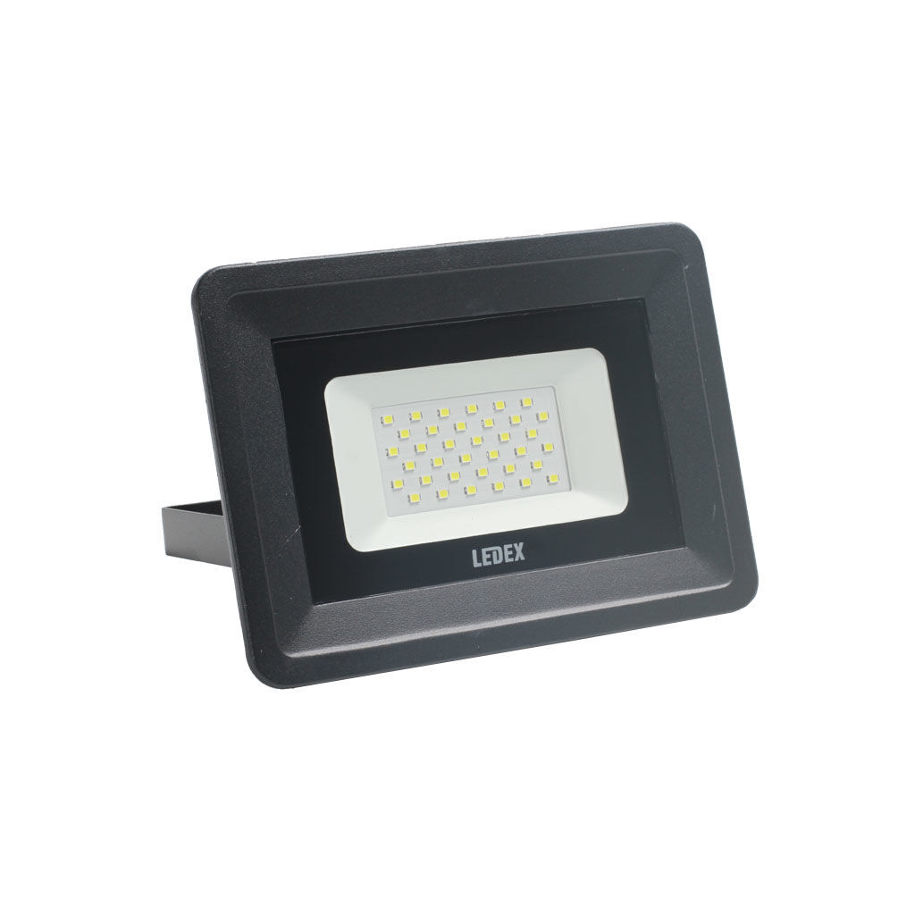 LED პროჟექტორი შავი 30ვტ 6500კ LEDEX IP65 — პროჟექტორი